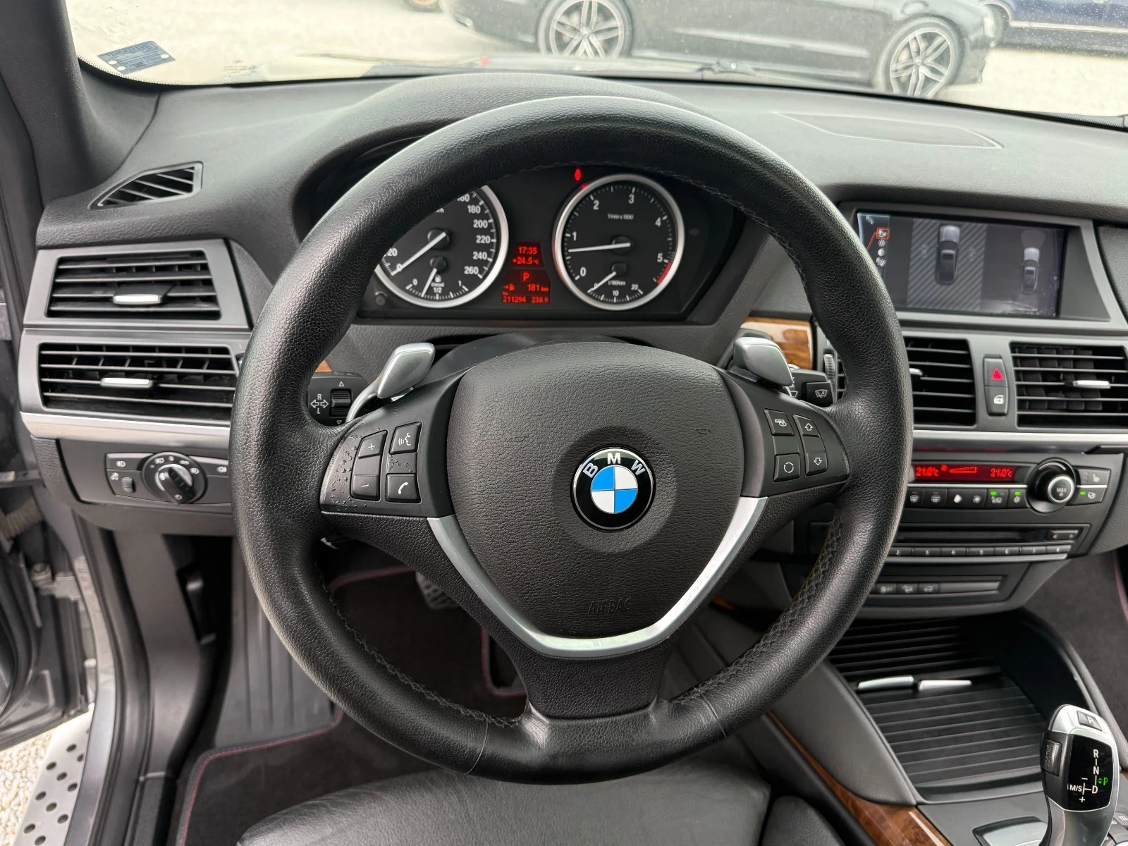 BMW X6 3.5 d XDRIVE - Отлично състояние, снимка 13 - Автомобили и джипове - 54576217