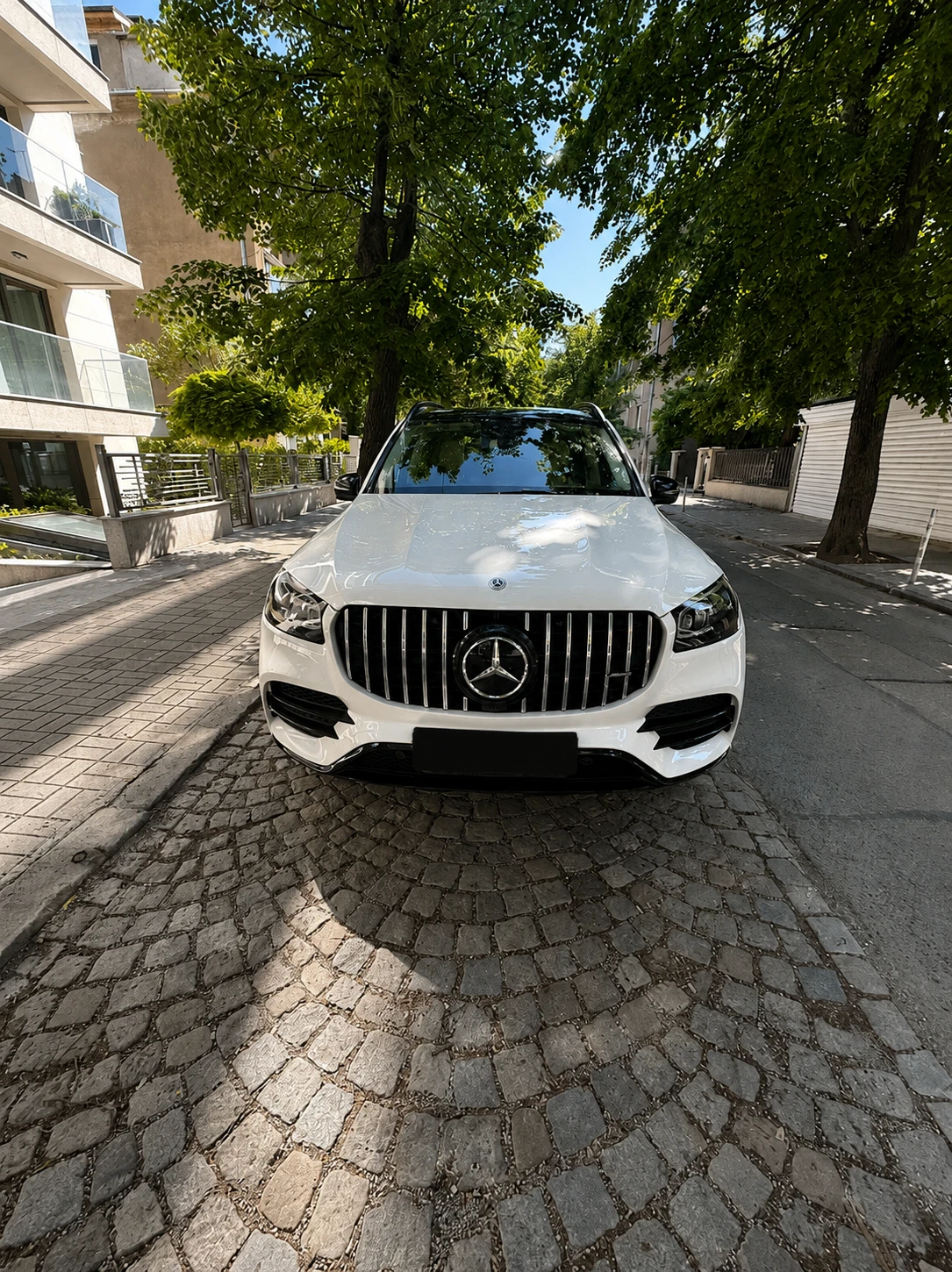 Mercedes-Benz GLS580, снимка 3 - Автомобили и джипове - 54752971