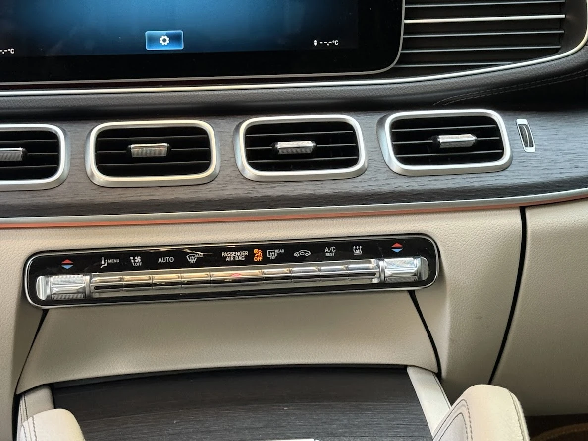 Mercedes-Benz GLS580, снимка 10 - Автомобили и джипове - 54752971