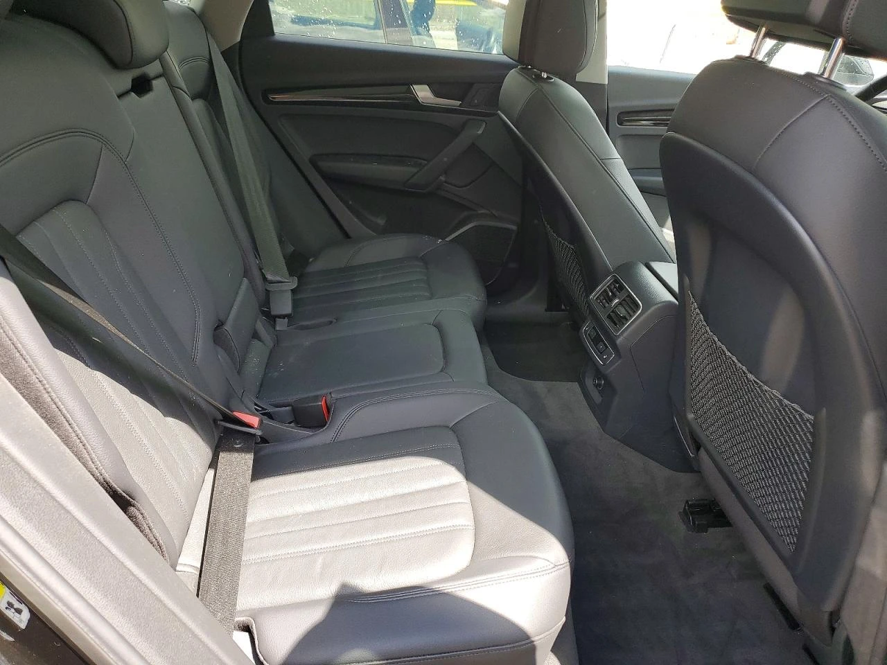 Audi Q5 2.0l Premium Plus, снимка 11 - Автомобили и джипове - 54743701