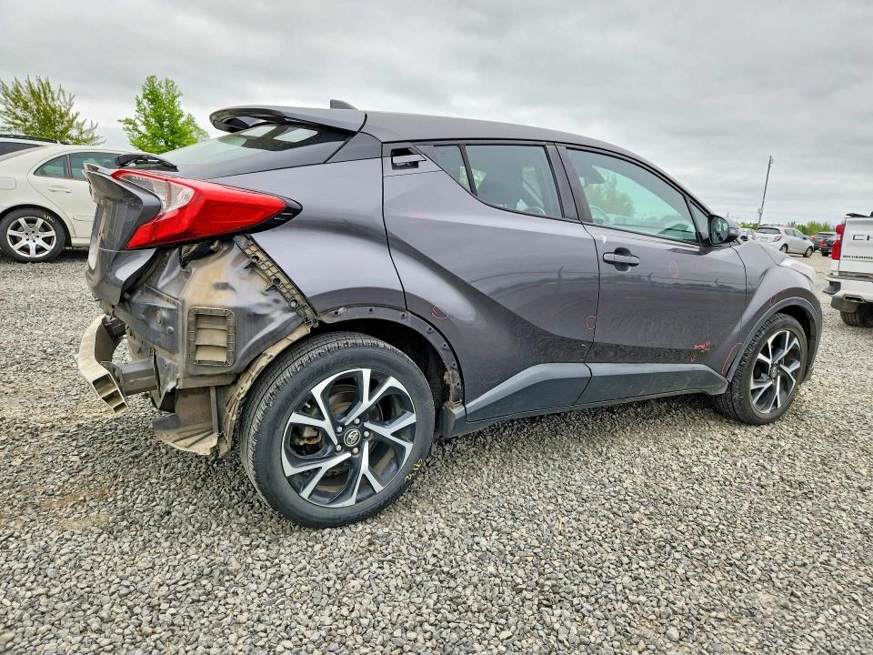 Toyota C-HR 2.0L 4 FRONT WHEEL DRIVE | Mobile.bg � ����������� 4