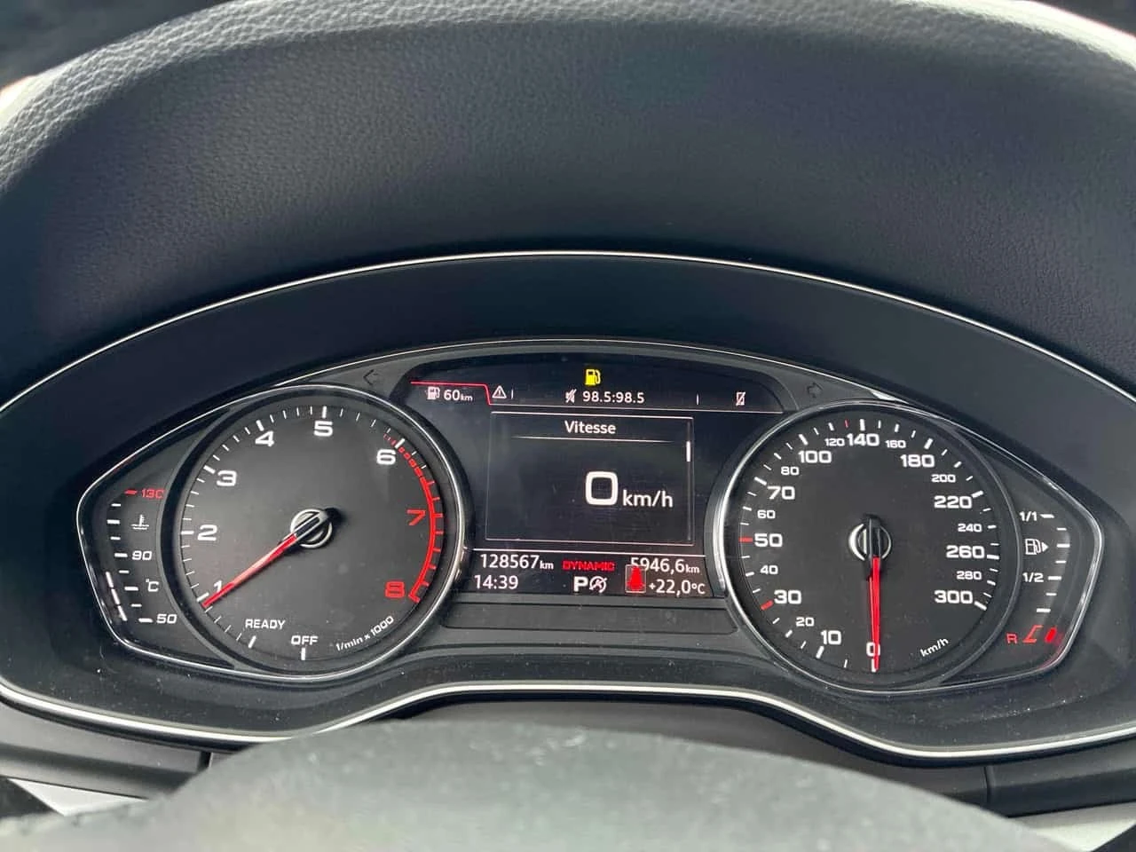 Audi Q5  Komfort / CAMERA / CARFAX / АВТОКРЕДИТ , снимка 8 - Автомобили и джипове - 55735337