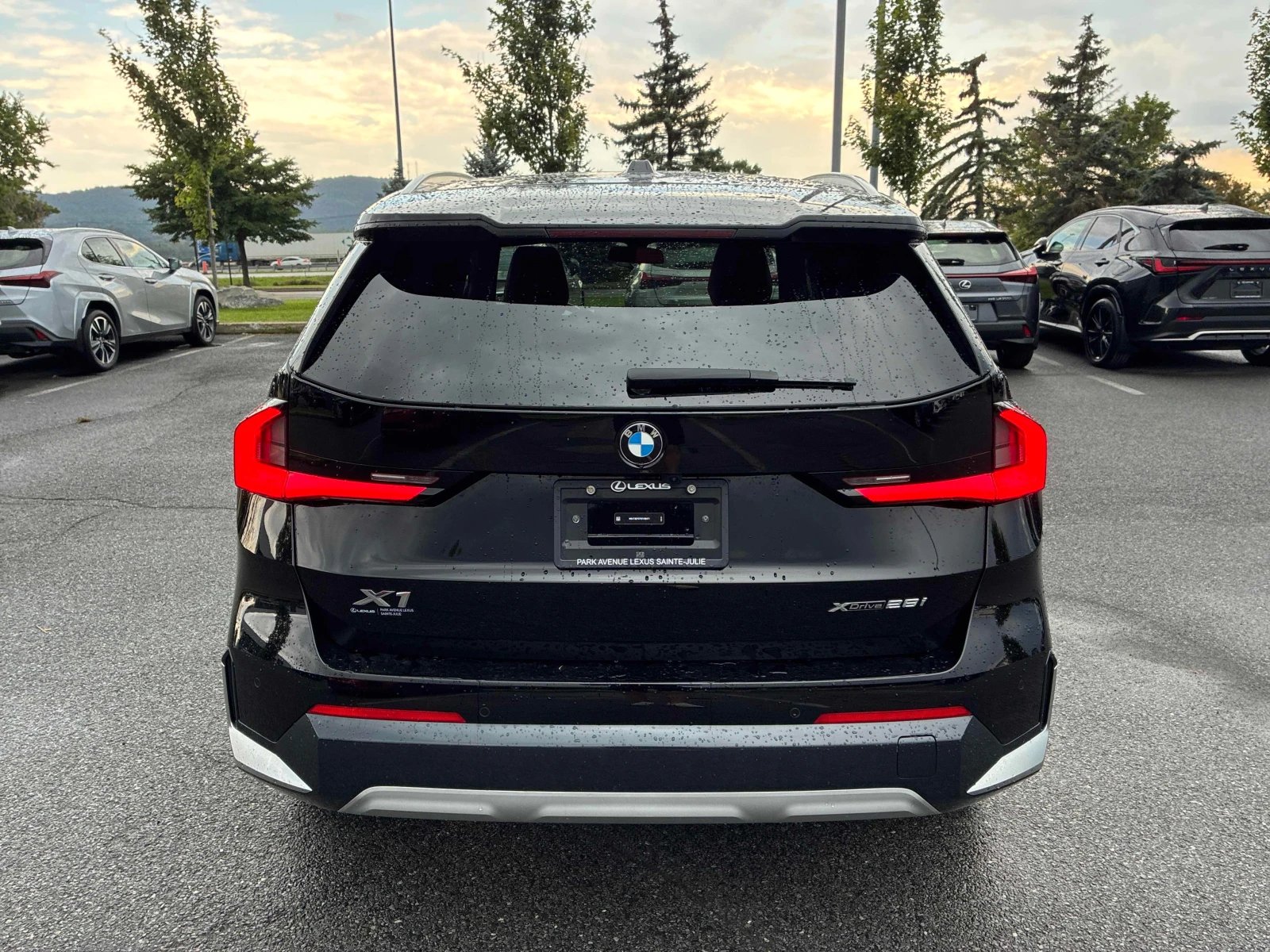BMW X1 * xDrive28i * АВТОКРЕДИТ БЕЗ ПЪРВОНАЧАЛНА ВНОСКА* , снимка 17 - Автомобили и джипове - 55873549