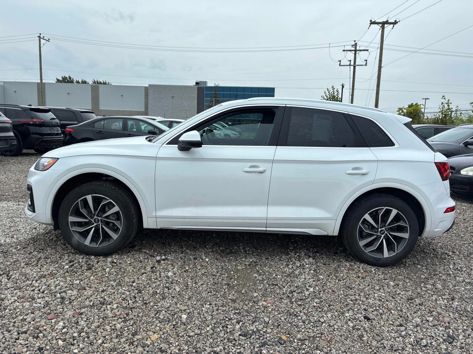 Audi Q5 * 40 TFSI quattro * CARFAX * , снимка 17 - Автомобили и джипове - 56120590