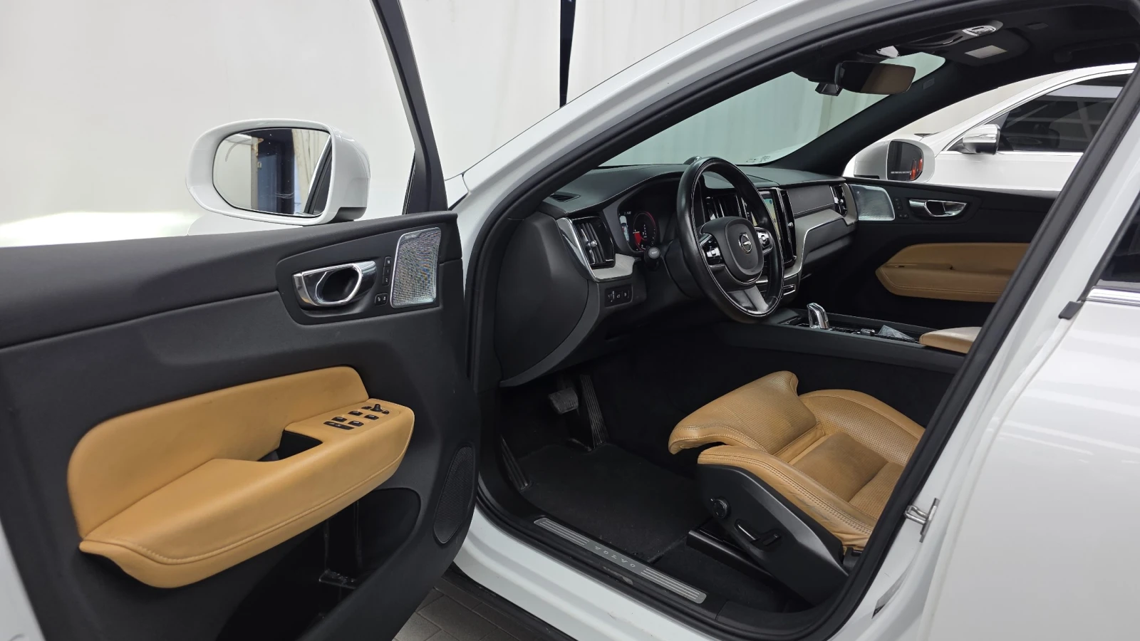 Volvo XC60 T8 INSCRIPTION PLUG IN * FULL MAX | Mobile.bg � ����������� 10