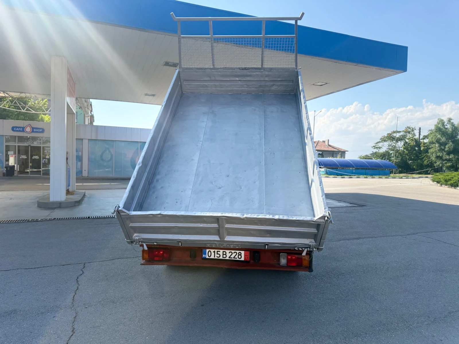 Iveco 35-8 Тристранен самосвал Италия, снимка 5 - Бусове и автобуси - 55365944