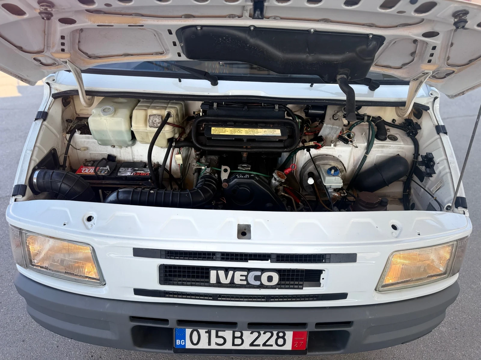Iveco 35-8 Тристранен самосвал Италия, снимка 13 - Бусове и автобуси - 55365944