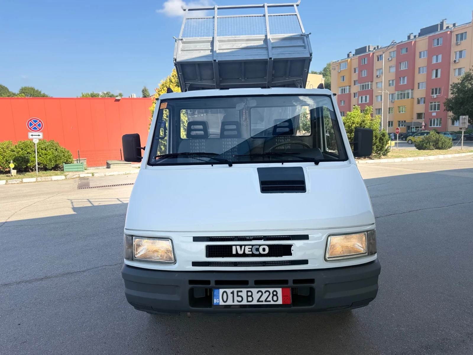 Iveco 35-8 Тристранен самосвал Италия, снимка 12 - Бусове и автобуси - 55365944