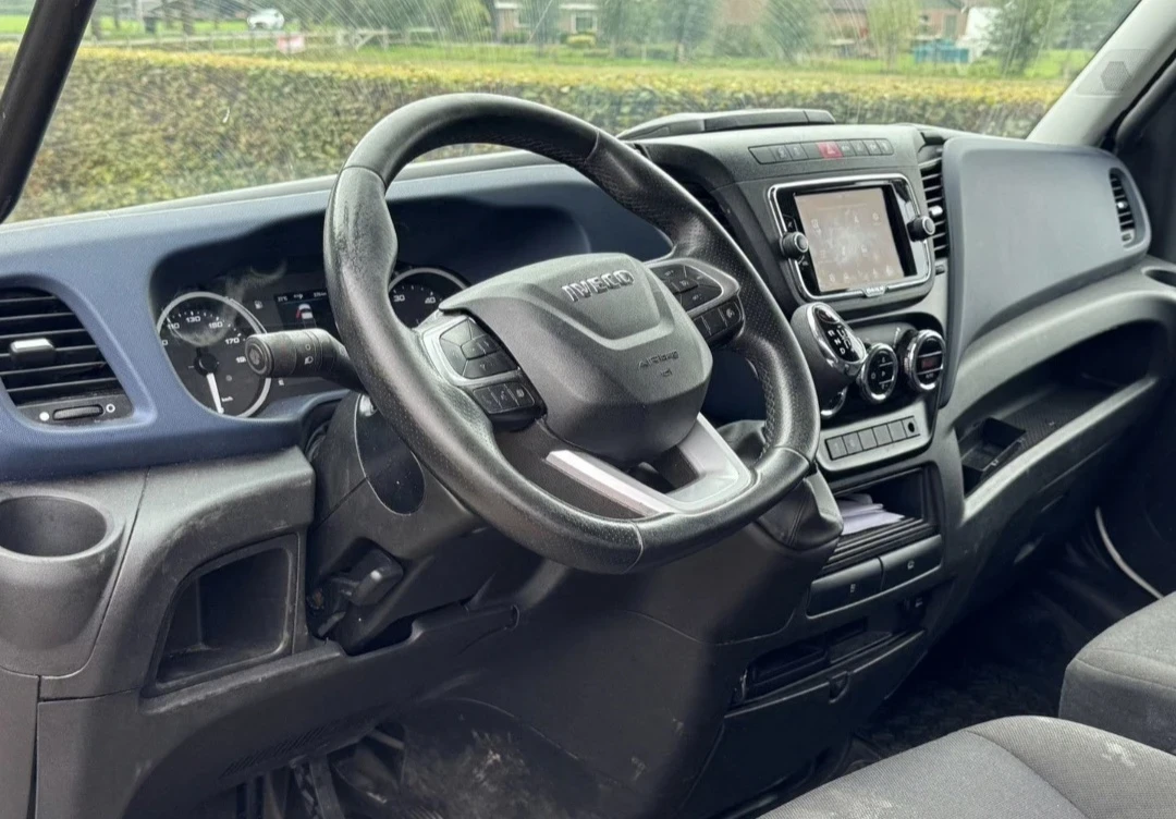 Iveco Daily 35c18* 1000кг.Борд* LED* 4.40м.* HI-MATIC* , снимка 12 - Бусове и автобуси - 56185121