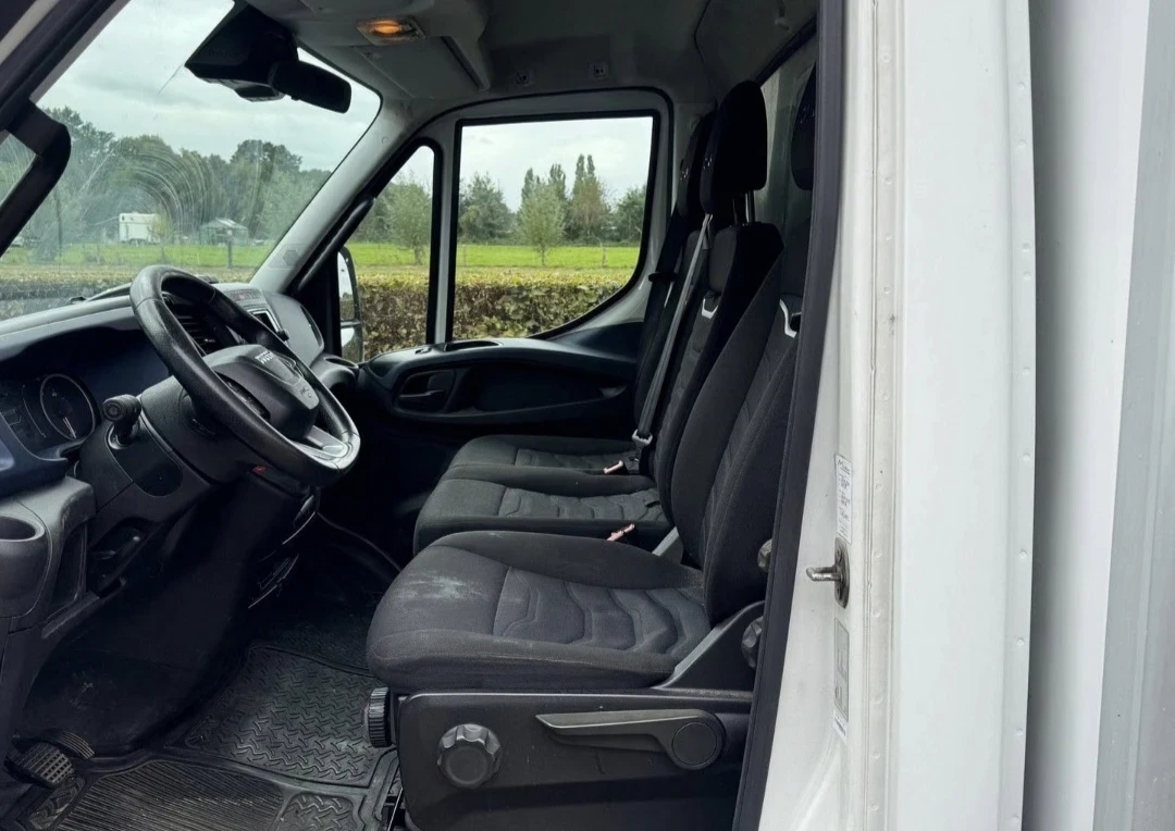 Iveco Daily 35c18* 1000кг.Борд* LED* 4.40м.* HI-MATIC* , снимка 10 - Бусове и автобуси - 56185121