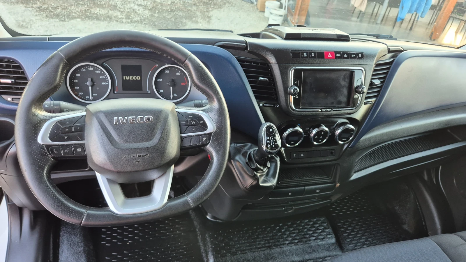 Iveco Daily 35c18* ����* LED* 4.40�.* HI-MATIC*  | Mobile.bg � ����������� 12