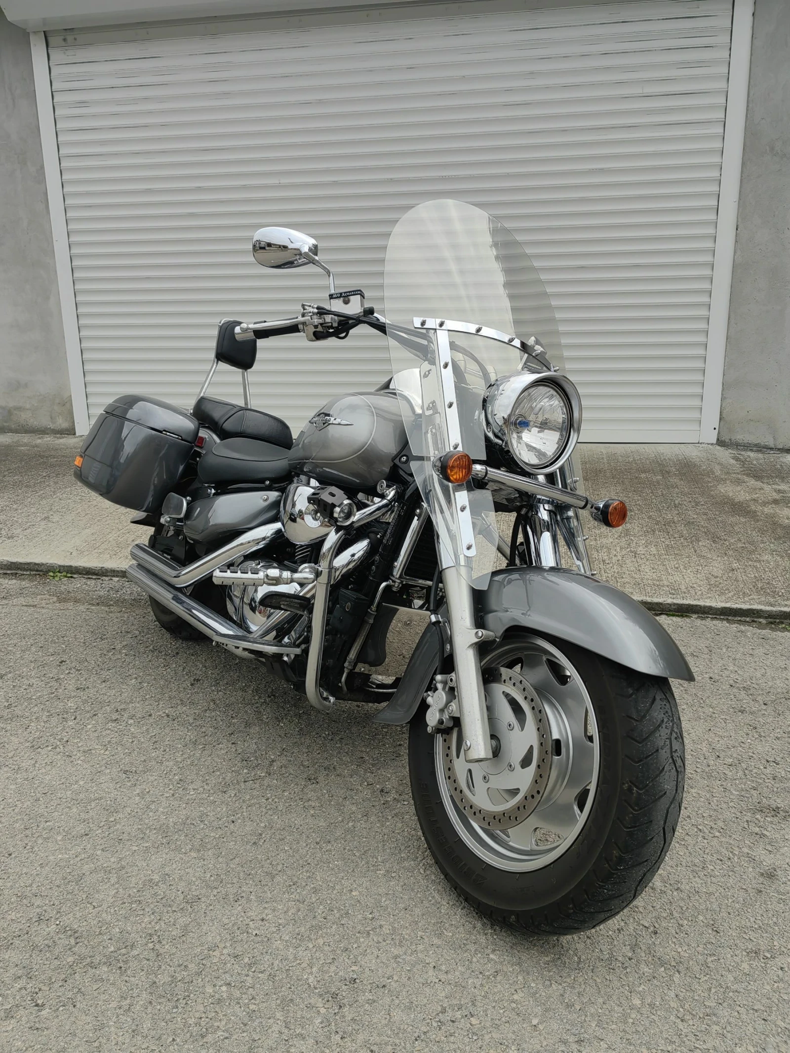 Suzuki Boulevard C90 1500cc