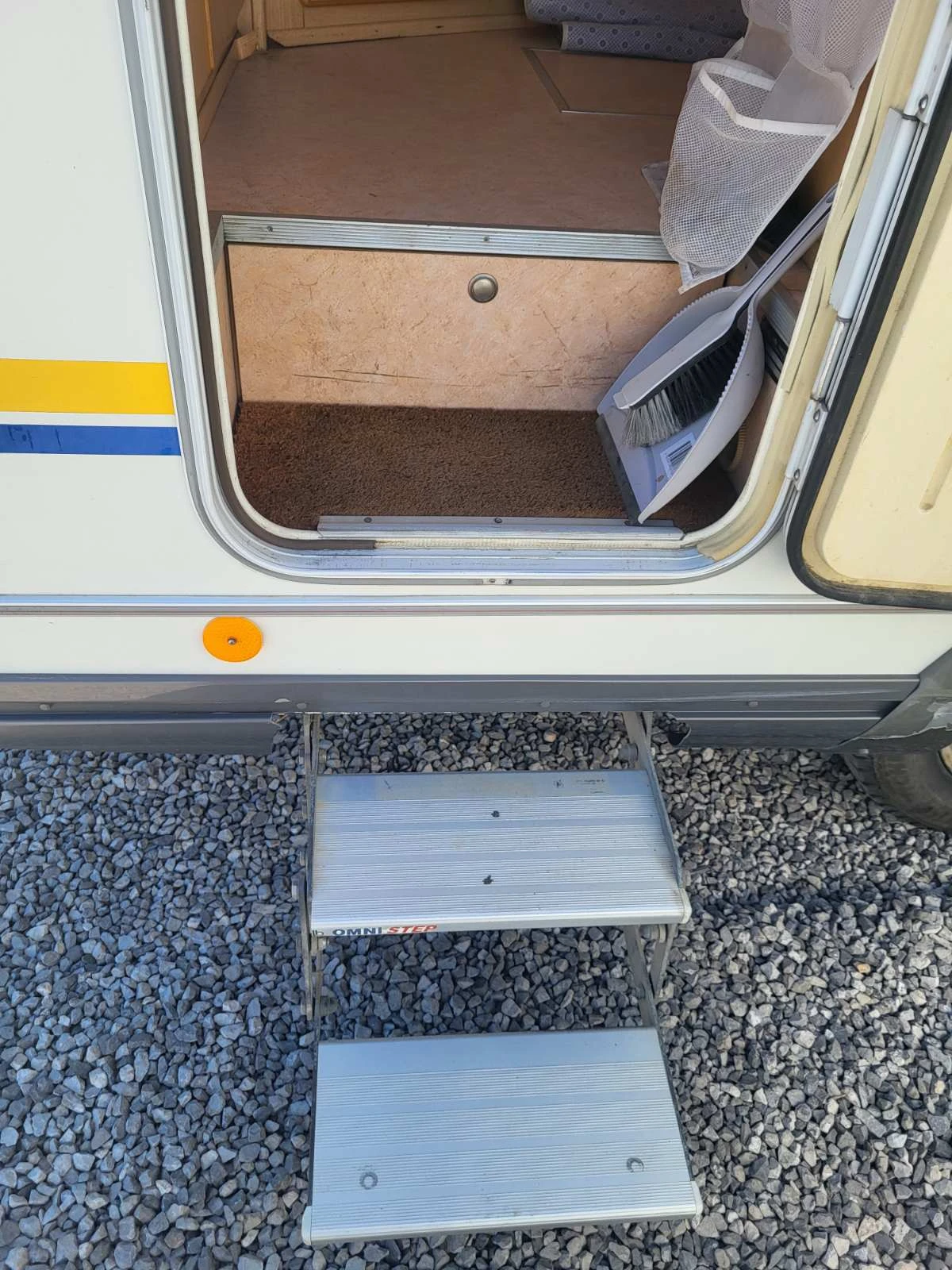 ������ Euramobil 585 | Mobile.bg � ����������� 16