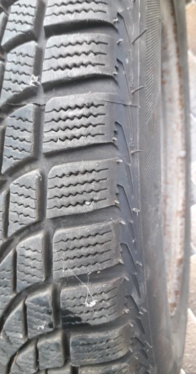 Гуми Зимни 185/65R14, снимка 2