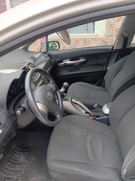 Toyota Auris, снимка 5