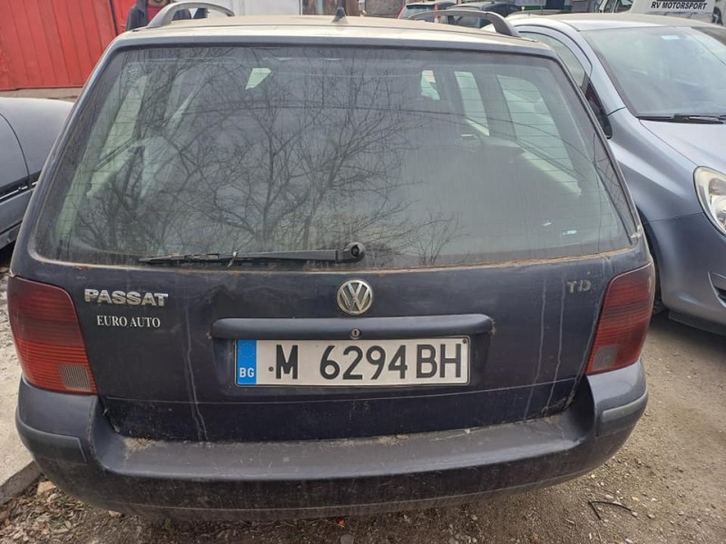VW Passat 1.9 TDI, снимка 5 - Автомобили и джипове - 45829031