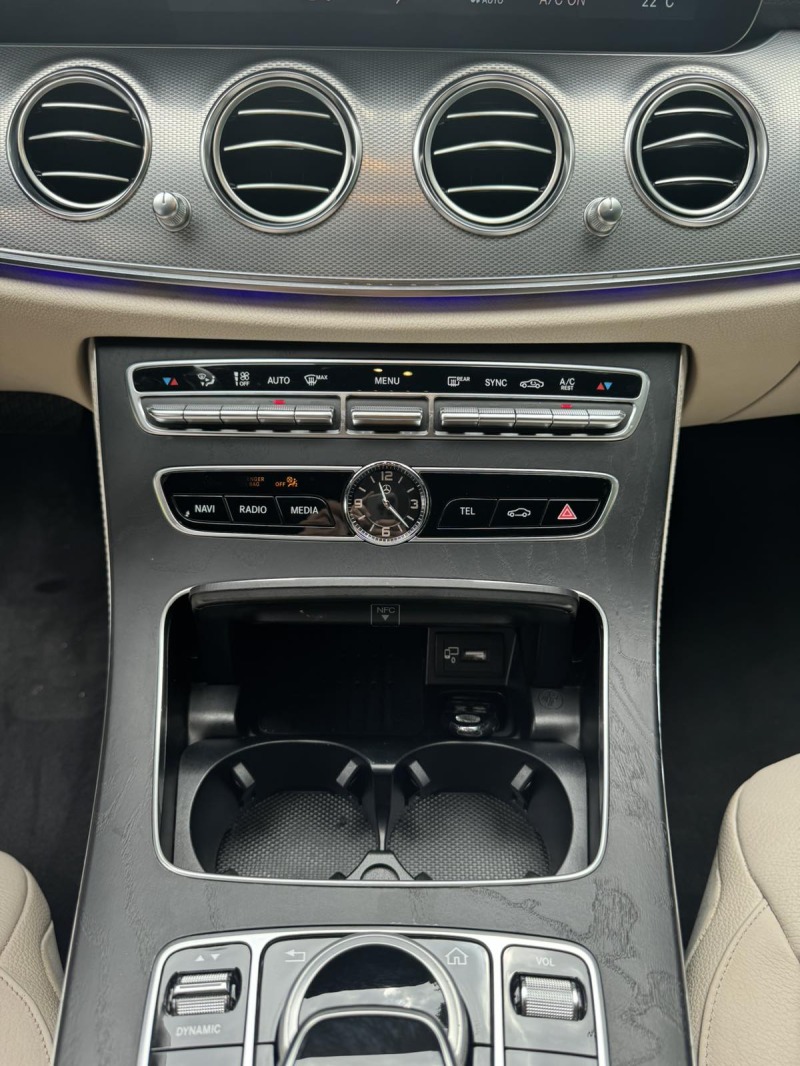 Mercedes-Benz E 350 W213, снимка 14 - Автомобили и джипове - 45891387