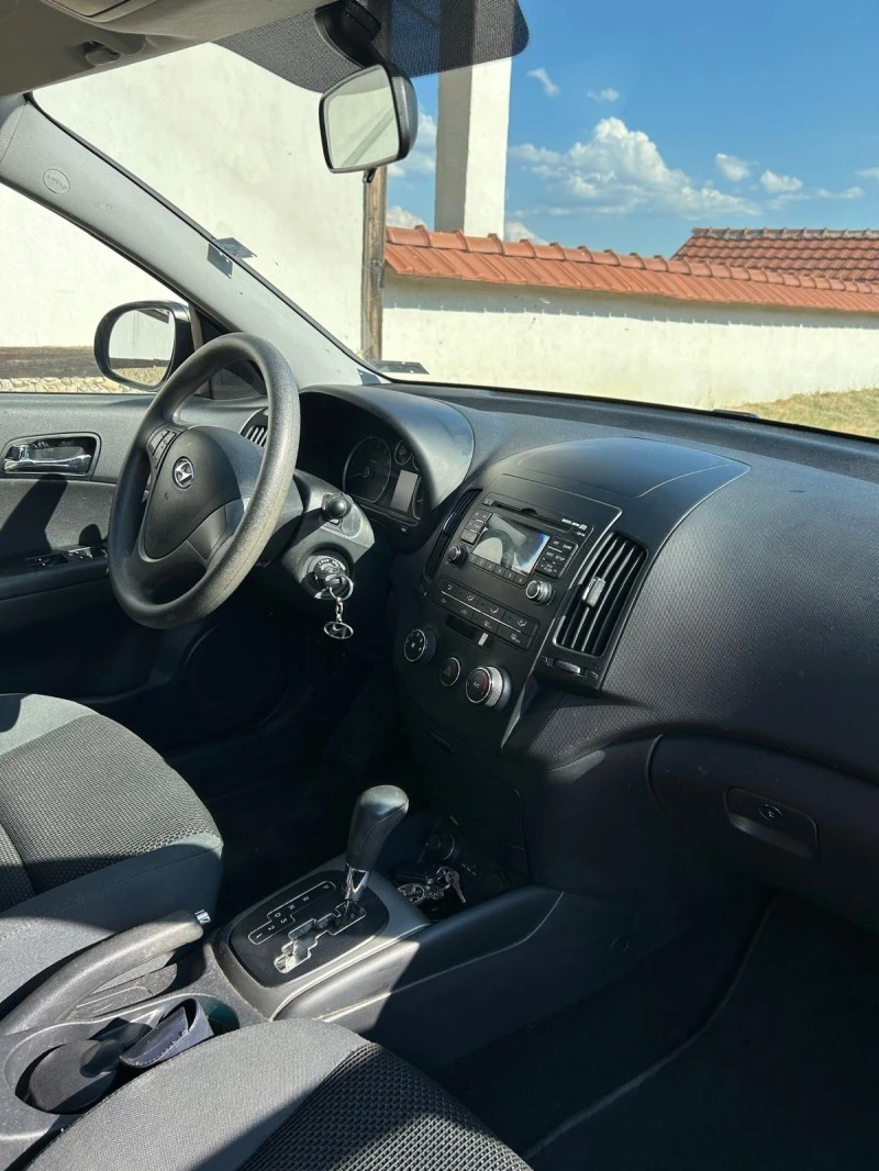 Hyundai I30, снимка 6 - Автомобили и джипове - 46735759