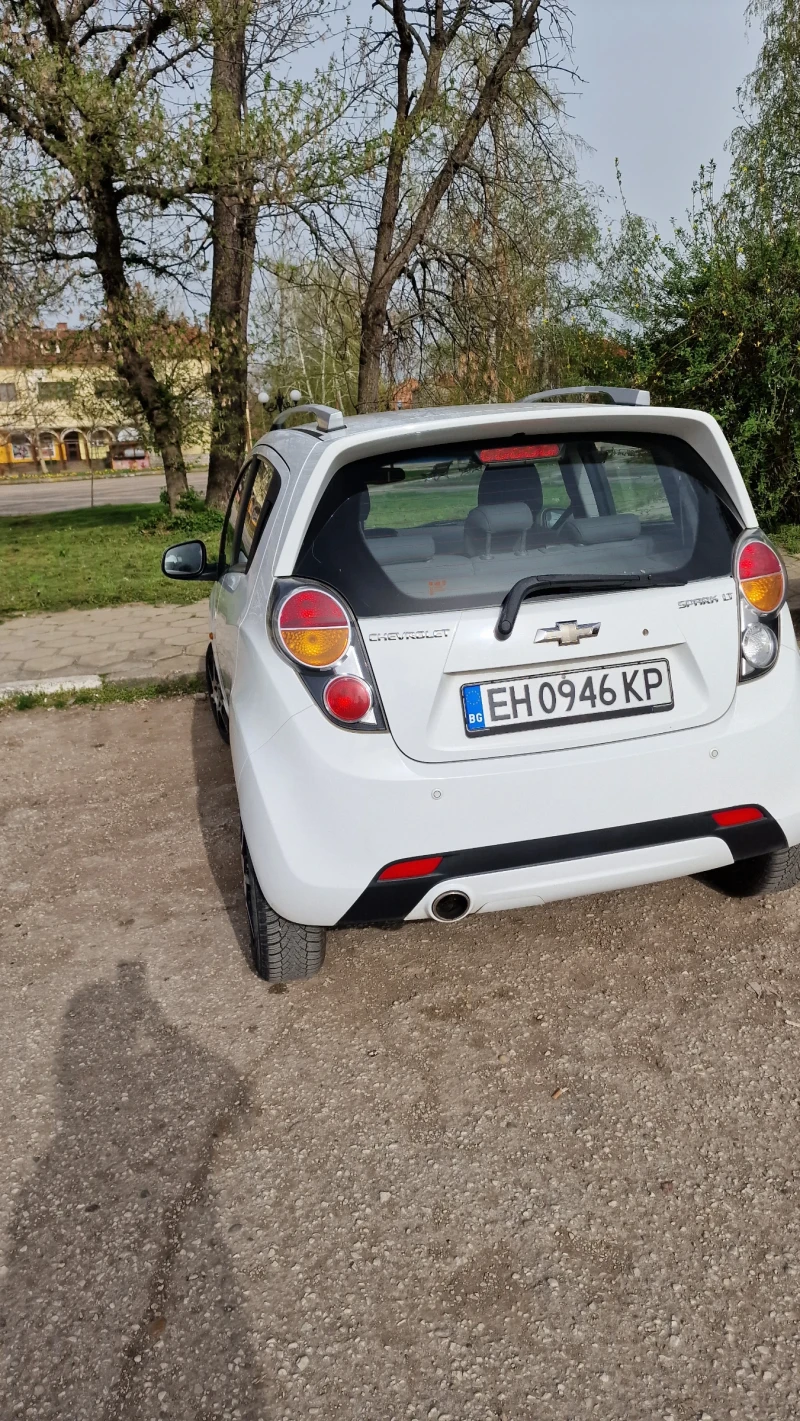 Chevrolet Spark, снимка 4 - Автомобили и джипове - 47315718