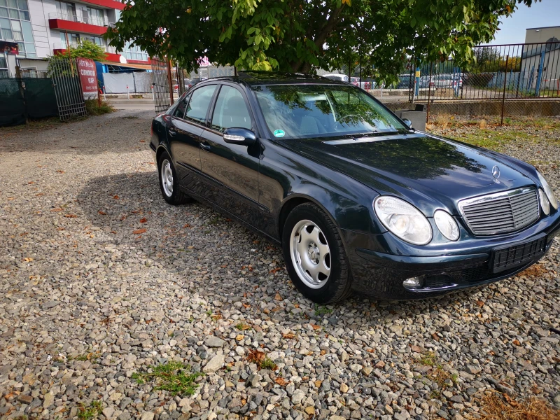 Mercedes-Benz E 200 Kompressor 163hp Automatic, снимка 3 - Автомобили и джипове - 47469306