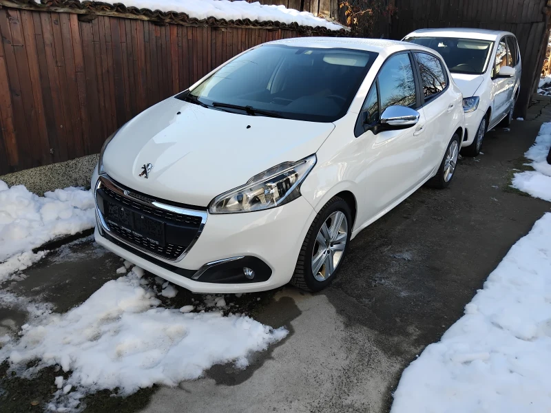 Peugeot 208, снимка 6 - Автомобили и джипове - 48490988