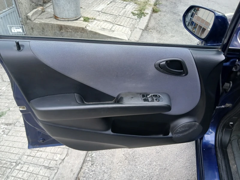 Honda Jazz, снимка 8 - Автомобили и джипове - 49039153