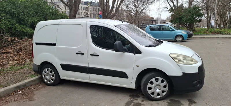 Peugeot Partner 1.6hdi, снимка 5 - Автомобили и джипове - 49213394