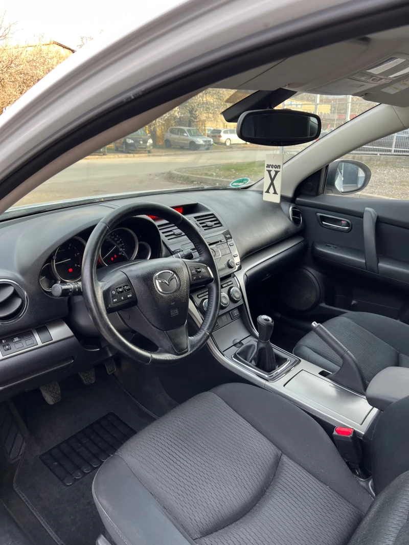 Mazda 6 2.2, снимка 9 - Автомобили и джипове - 49470188