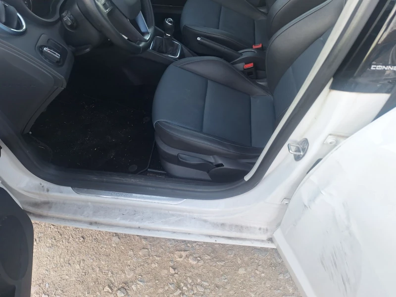 Seat Ibiza 1.2 EURO6, снимка 10 - Автомобили и джипове - 49552616