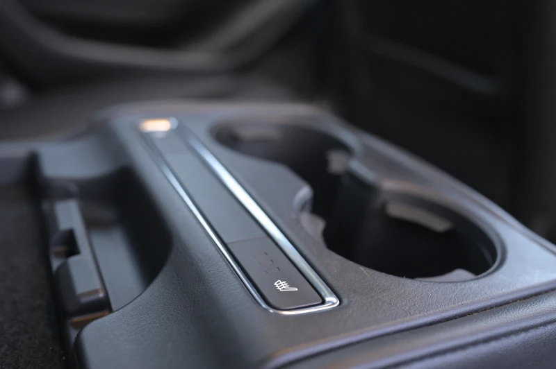 Mazda 6 Тakumi edition - Най-високото ниво на оборудване!, снимка 11 - Автомобили и джипове - 52326189