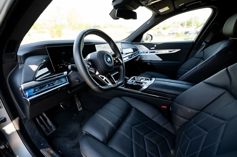 BMW i7, снимка 7 - Автомобили и джипове - 51375338