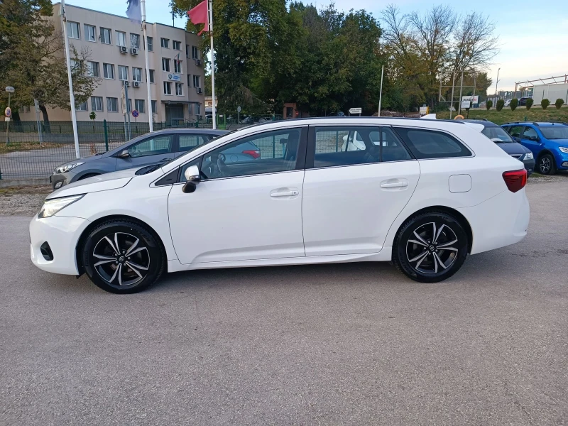 Toyota Avensis 1.8i-147 кс-ШВЕЙЦАРИЯ-АВТОМАТ-NAVI, снимка 7 - Автомобили и джипове - 52149009