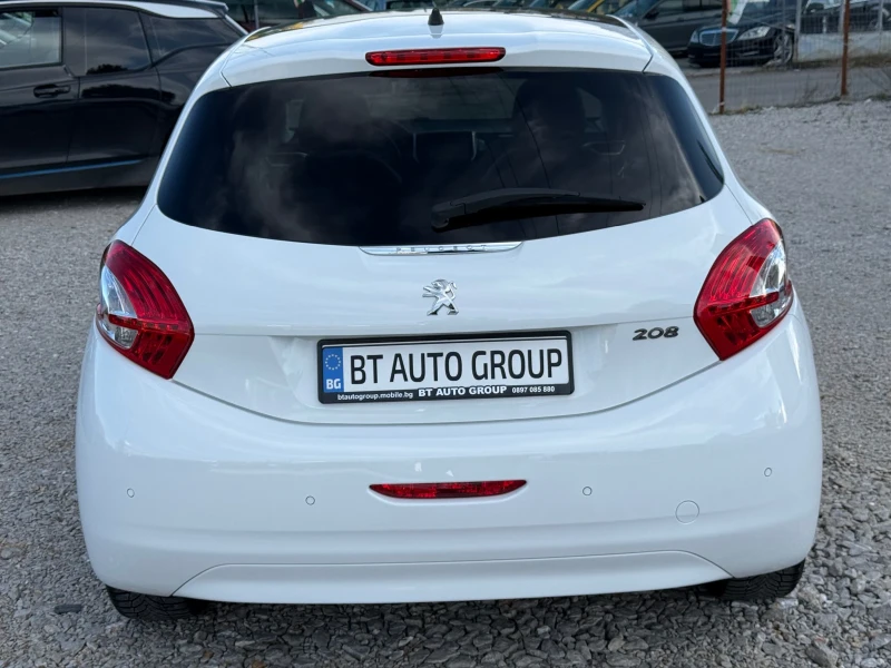 Peugeot 208 1.6HDI КОЖА/ПАНОРАМА/НАВИГАЦИЯ, снимка 5 - Автомобили и джипове - 52409492