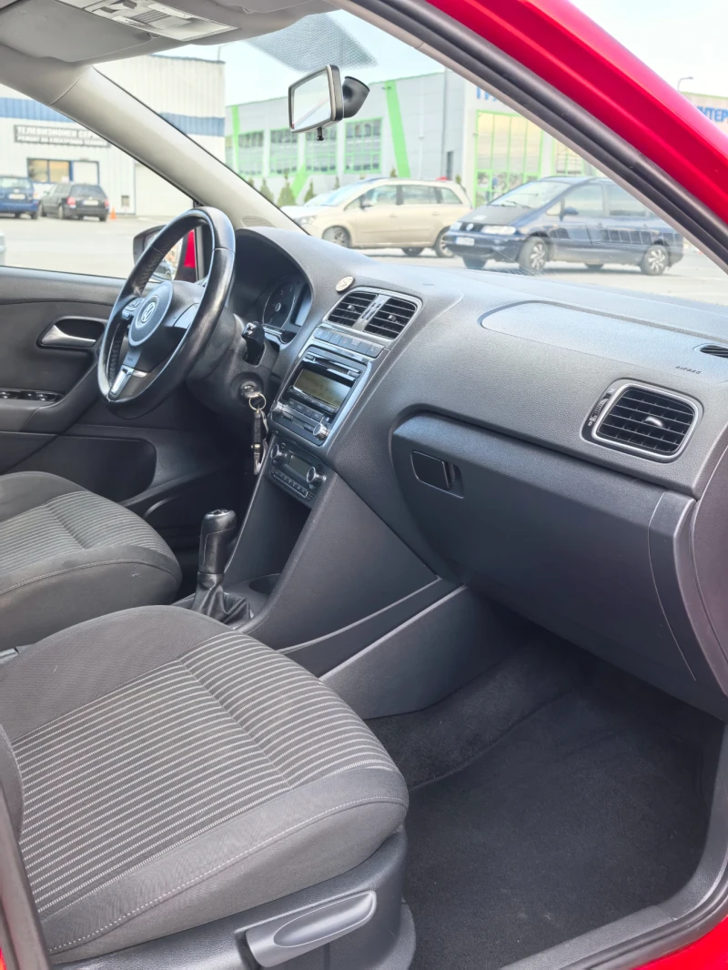 VW Polo 1.6 TDI * 90 к.с * Коледна Промоция, снимка 7 - Автомобили и джипове - 52728058
