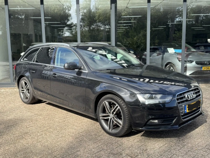 Audi A4 Avant 1.8 TFSI Pro Line* NAVI* , снимка 2 - Автомобили и джипове - 52799410