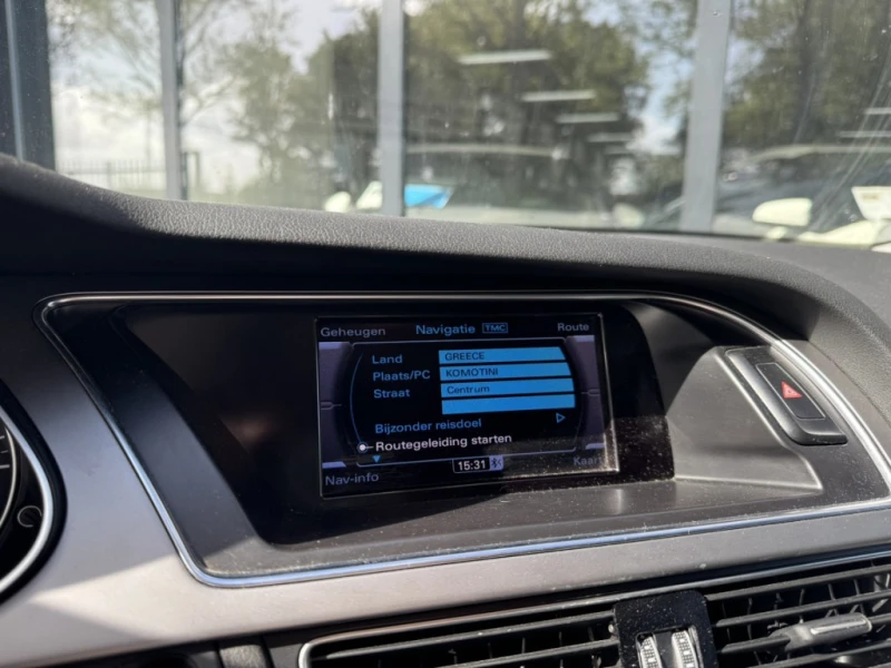 Audi A4 Avant 1.8 TFSI Pro Line* NAVI* , снимка 14 - Автомобили и джипове - 52799410