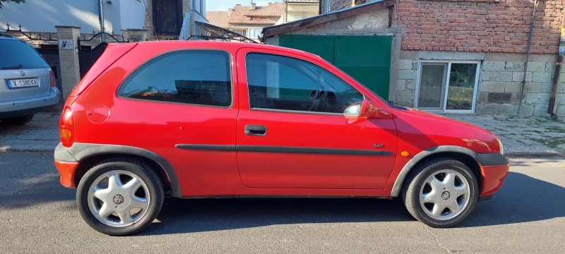 Opel Corsa 1.4 sport, снимка 4 - Автомобили и джипове - 52807831