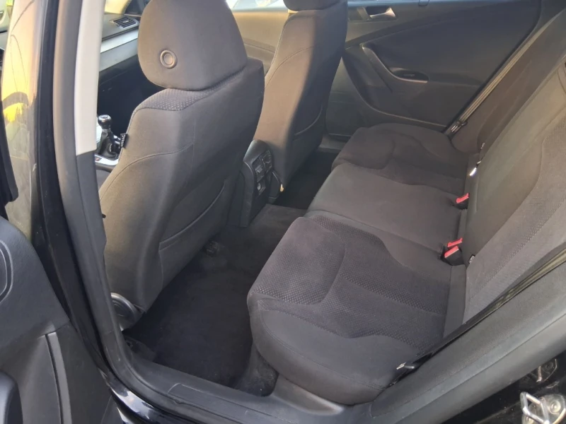 VW Passat, снимка 7 - Автомобили и джипове - 53047456