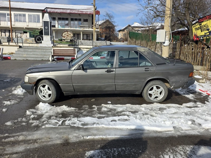 Mercedes-Benz 190 2.0 ГАЗ, снимка 3 - Автомобили и джипове - 53340125