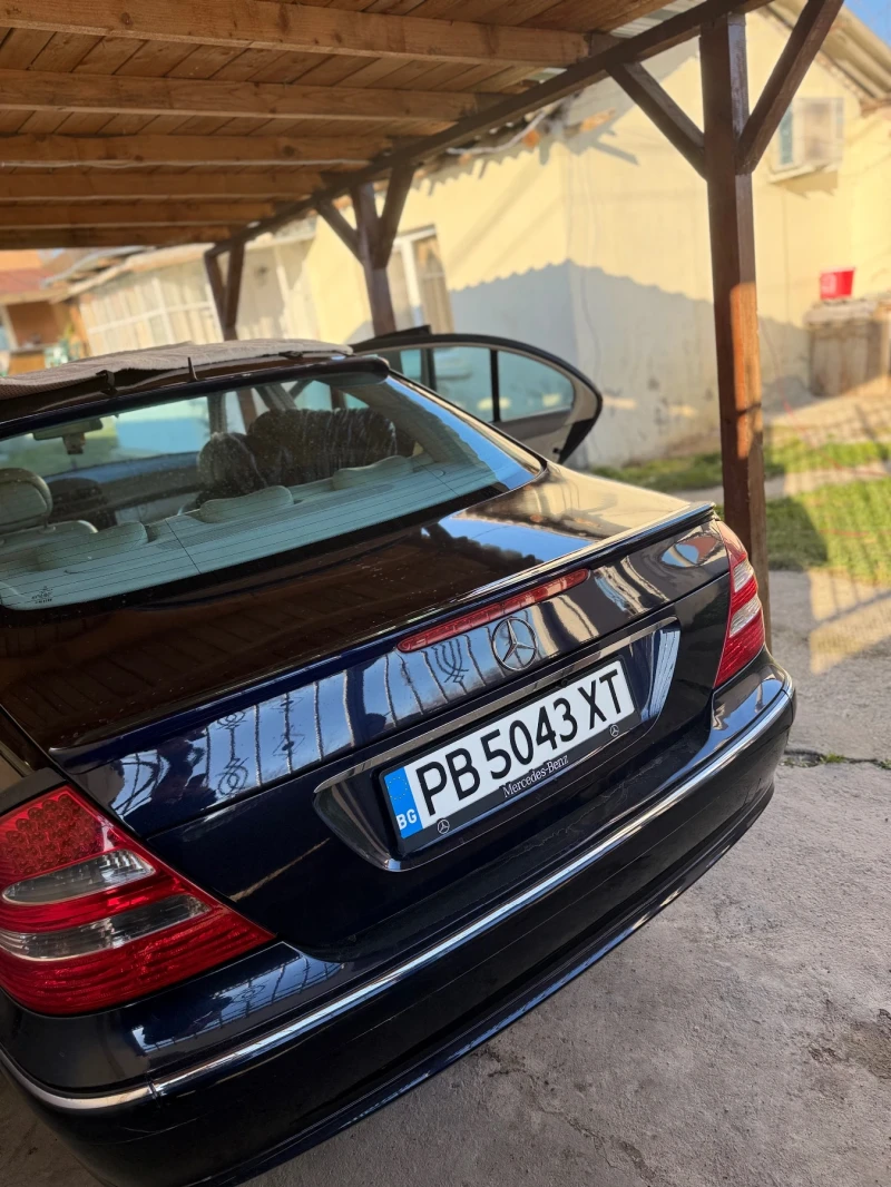 Mercedes-Benz E 270, снимка 6 - Автомобили и джипове - 53583369