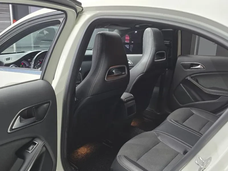 Mercedes-Benz A 200 2.0, снимка 13 - Автомобили и джипове - 54279066