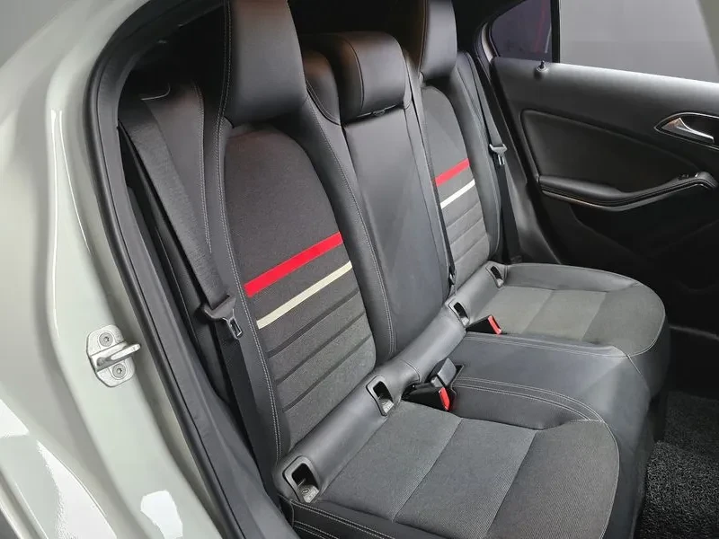 Mercedes-Benz A 200 2.0, снимка 12 - Автомобили и джипове - 54279066