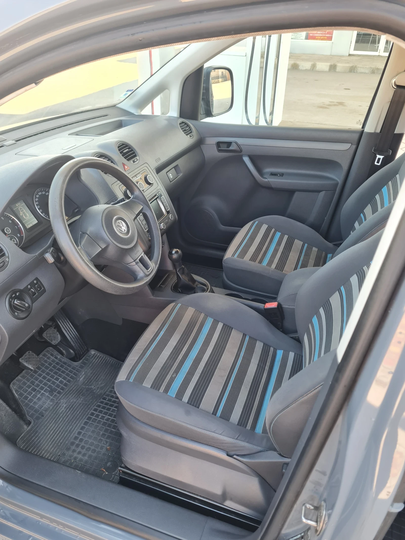 VW Caddy 1.2куб.87к.с.2012г.  - изображение 5