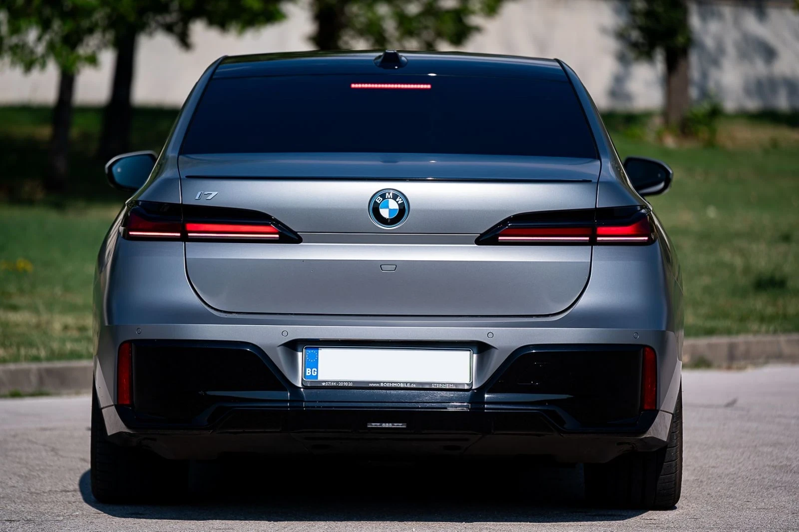 BMW i7  - изображение 5