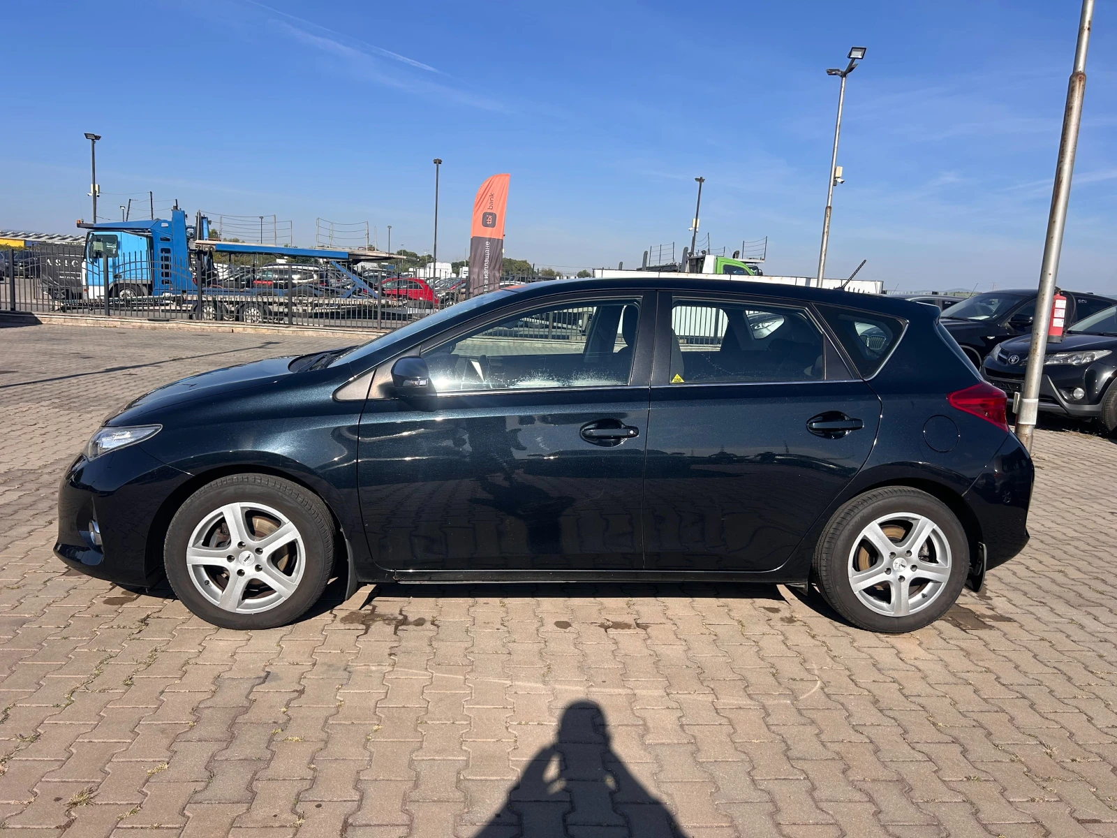 Toyota Auris 1.4D-4D NAVI/KAMERA EURO 5 - изображение 9