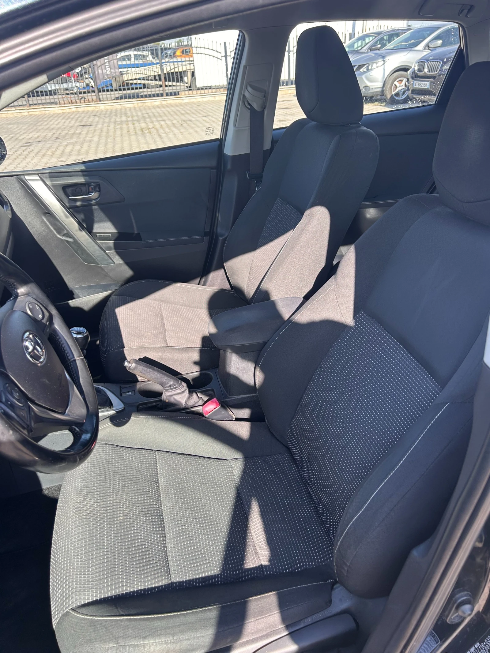 Toyota Auris 1.4D-4D NAVI/KAMERA EURO 5 | Mobile.bg   11