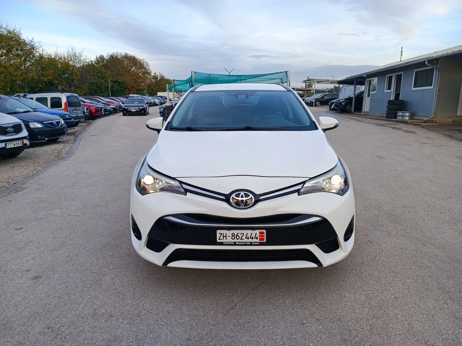 Toyota Avensis 1.8i-147 ��-���������-�������-NAVI | Mobile.bg � ����������� 1