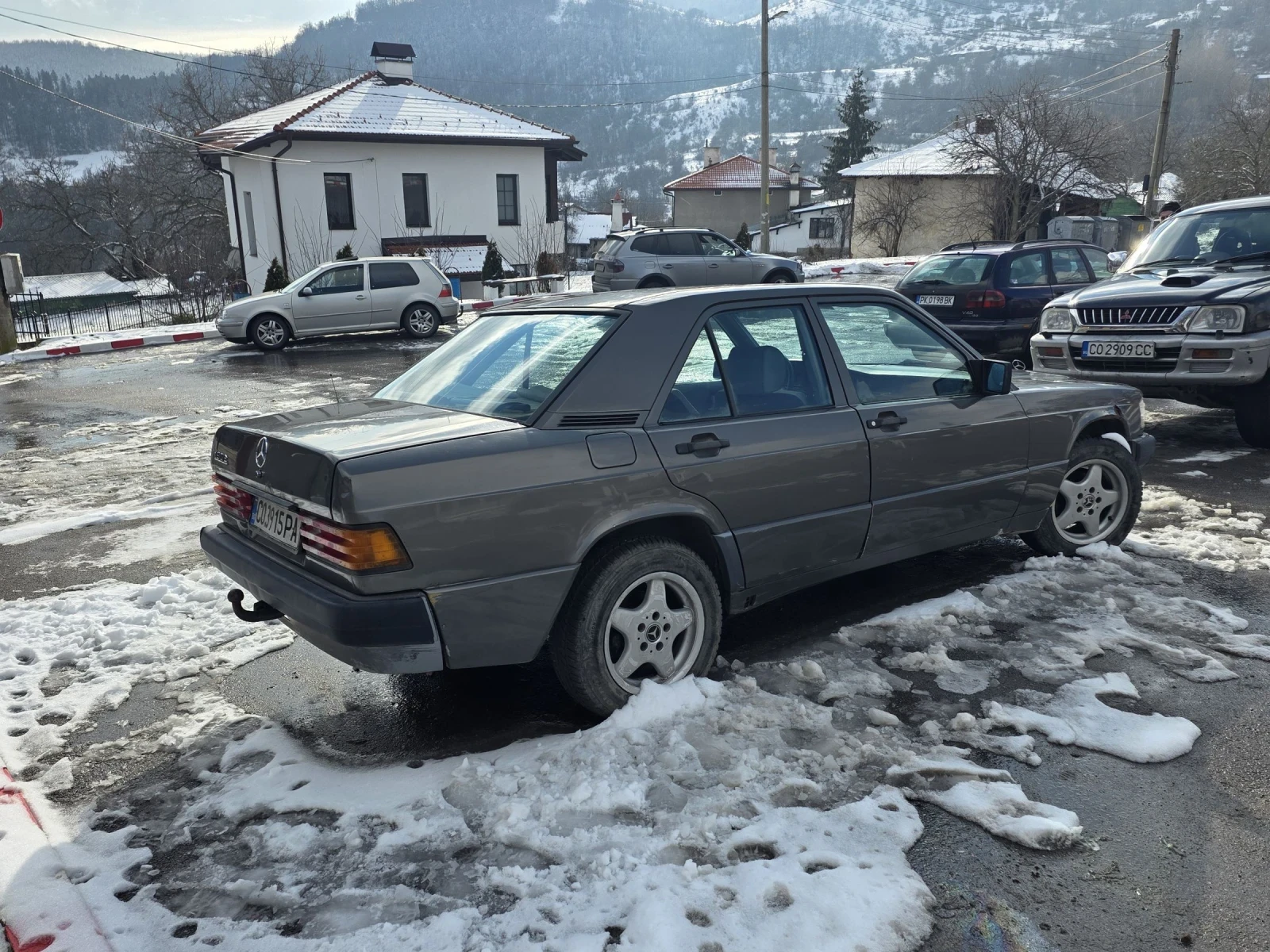 Mercedes-Benz 190 2.0 ГАЗ - изображение 4