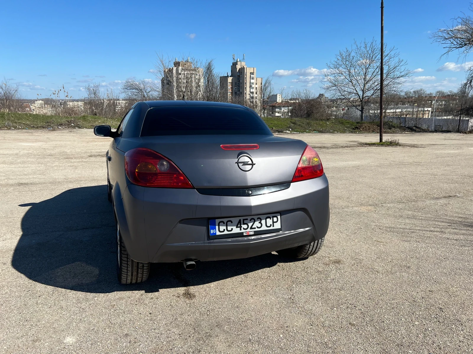 Opel Tigra, снимка 4 - Автомобили и джипове - 53744541