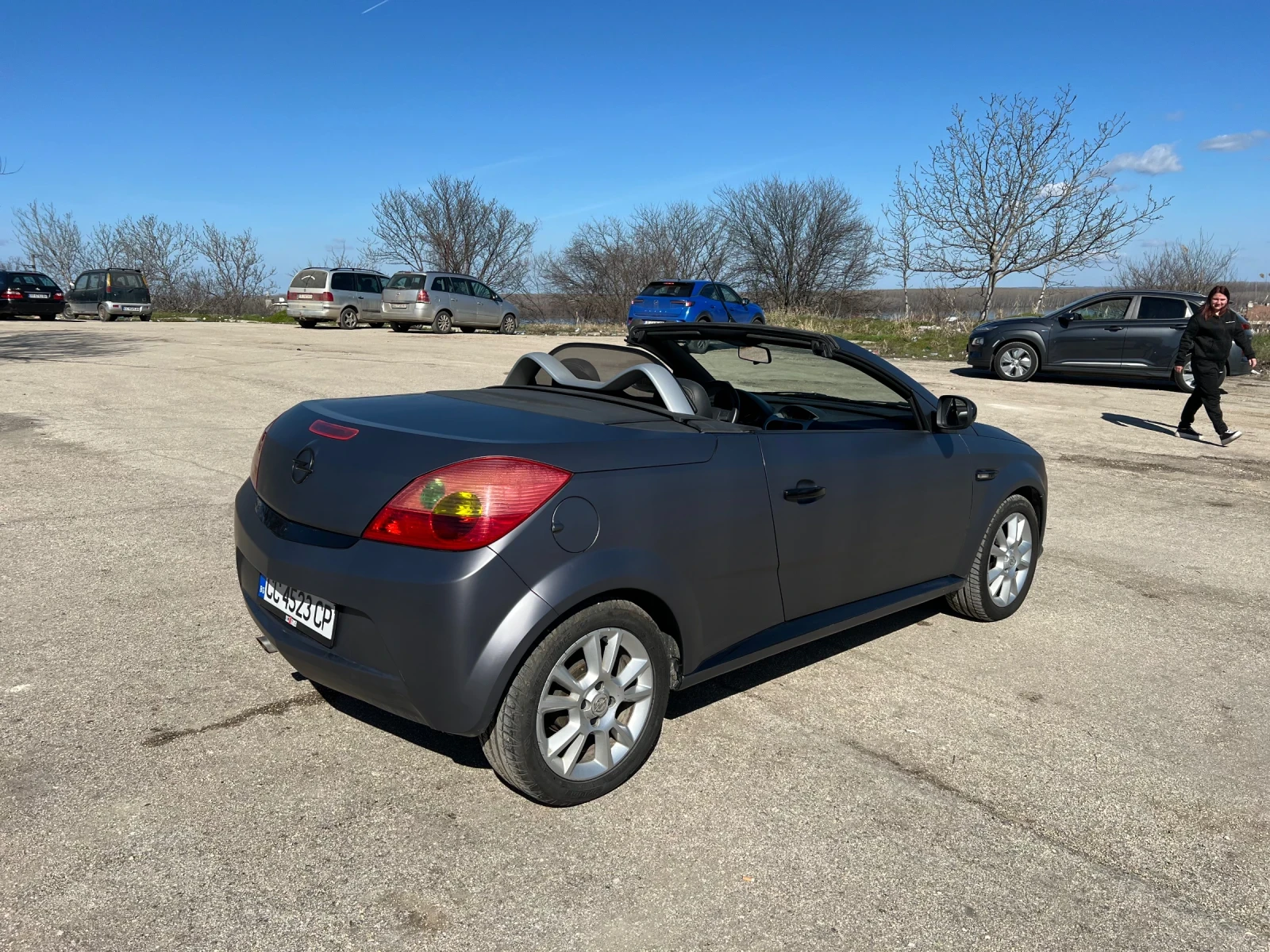 Opel Tigra, снимка 8 - Автомобили и джипове - 53744541